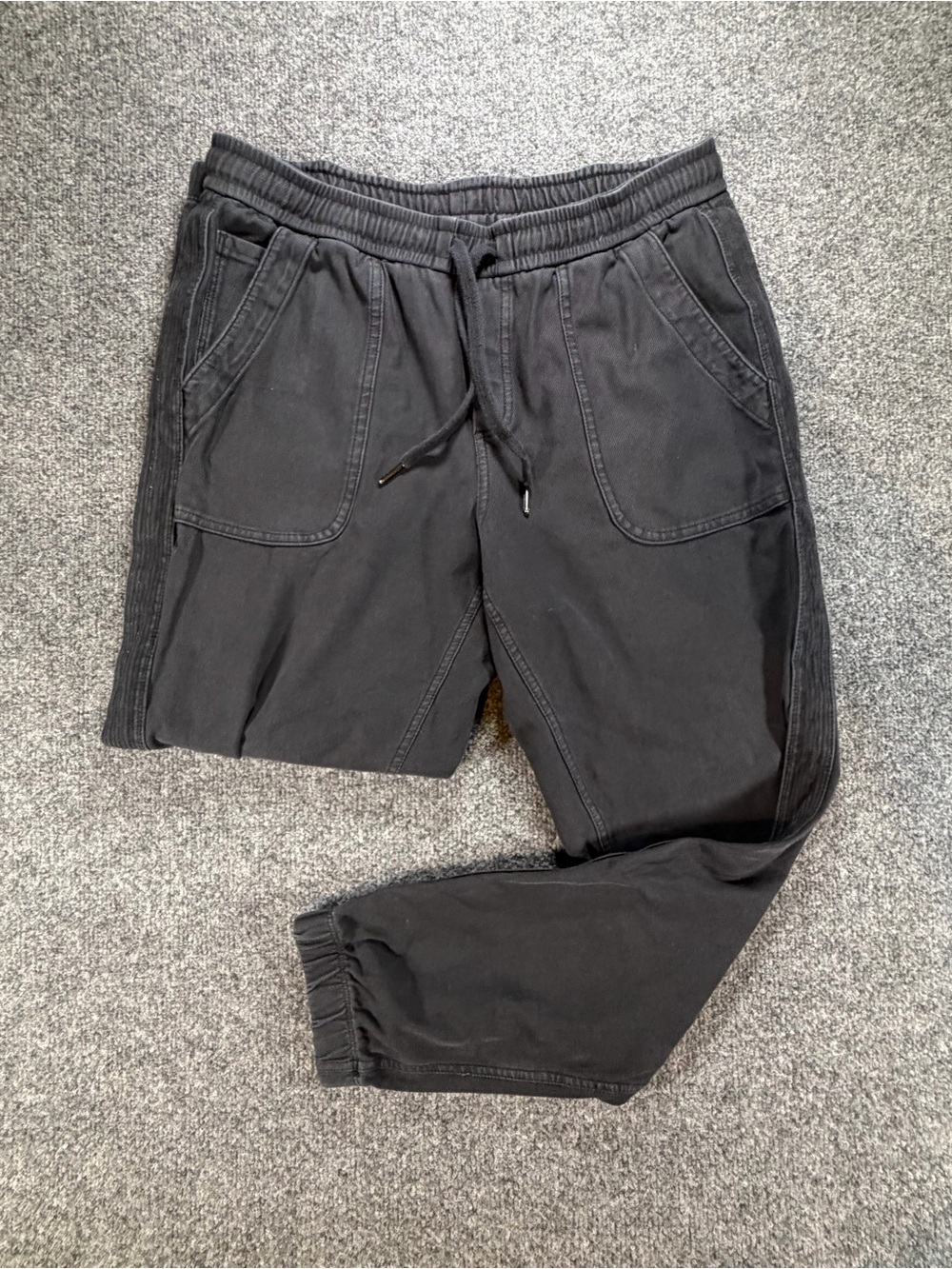 Athleta Farallon Jogger Pants Black Woman’s Size 8 Utility Drawstring